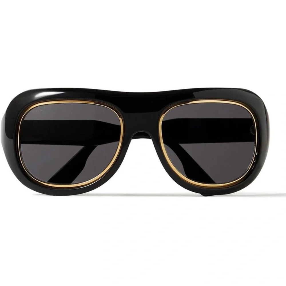 New Authentic GUCCI GG1152S 001 Sunglasses are the perfect choice for Man.